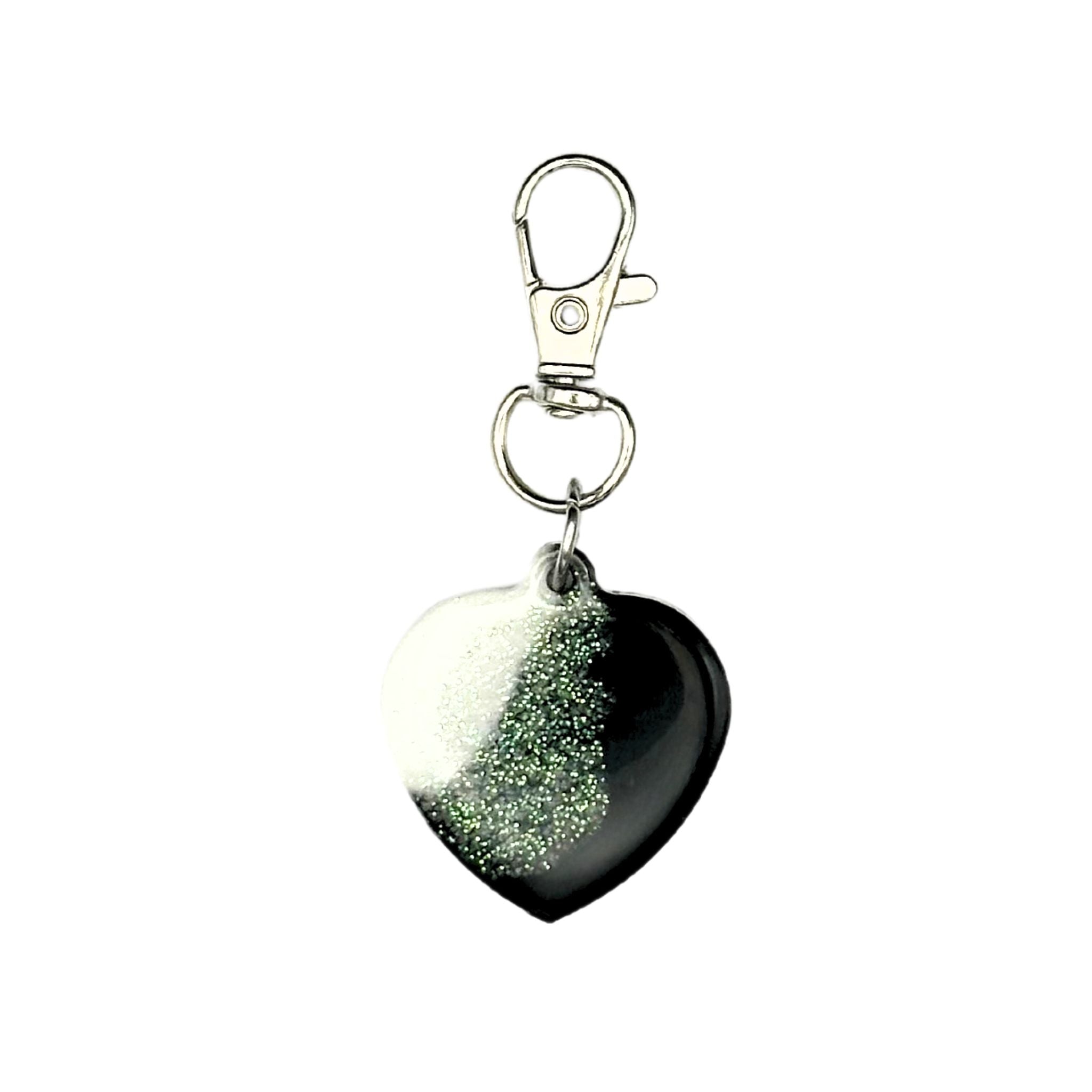Ped ID Tag: United Heart Smart QR Pet ID Tag for Dogs and Cats, linked to Free Pet Profile.