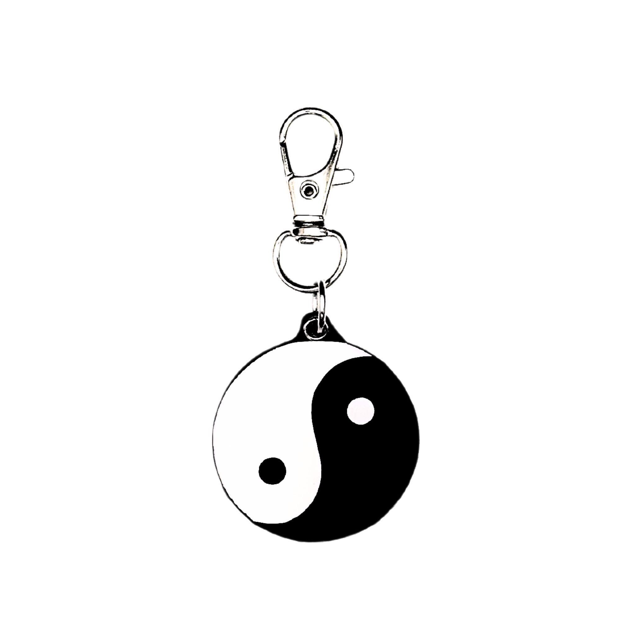 Pet ID Tag: Ying Yang Smart QR Pet ID Tag for Dogs and Cats, Linked to Free Pet Profile.